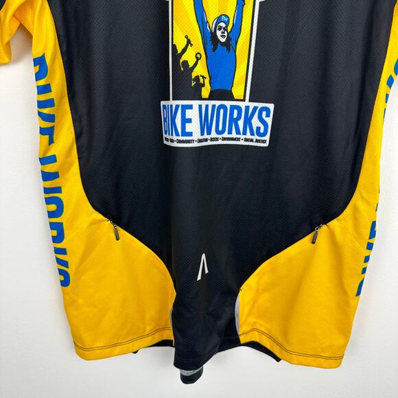 NWT Primal Wear Womens Cycling Bike Short Sleeve Black/Yellow MTB Jersey Medium - Picture 8 of 11